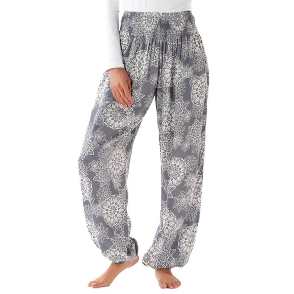 Lotus and Luna Sausalito Harem Pants - Picture 4 of 4